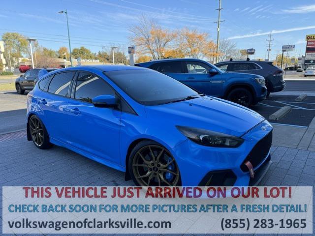 2017 ford focus rs base