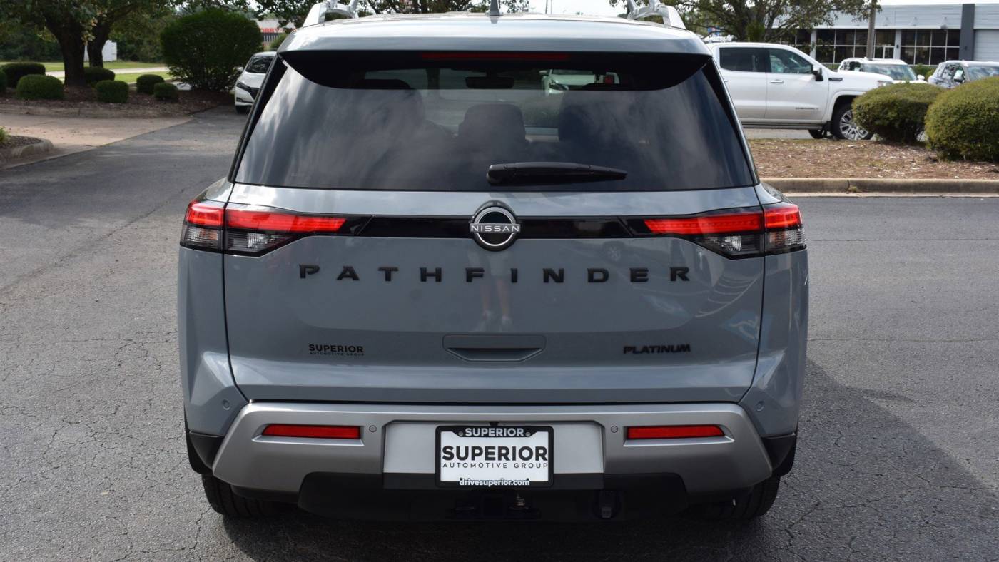 2024 nissan pathfinder platinum