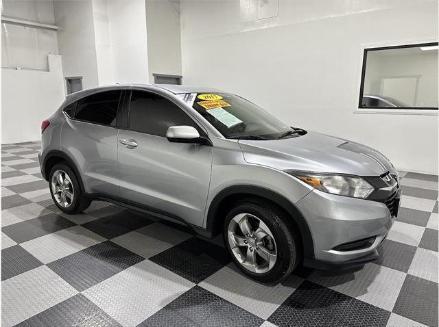 2017 honda hr-v lx