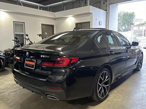 2022 bmw 530e