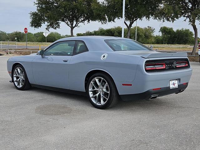 2022 dodge challenger gt