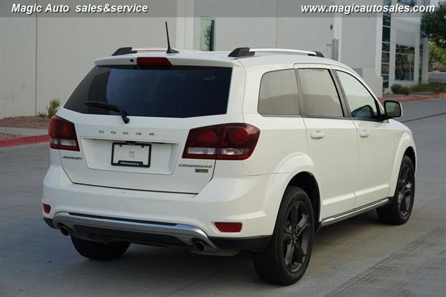 2019 dodge journey crossroad