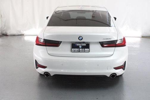 2022 bmw 330