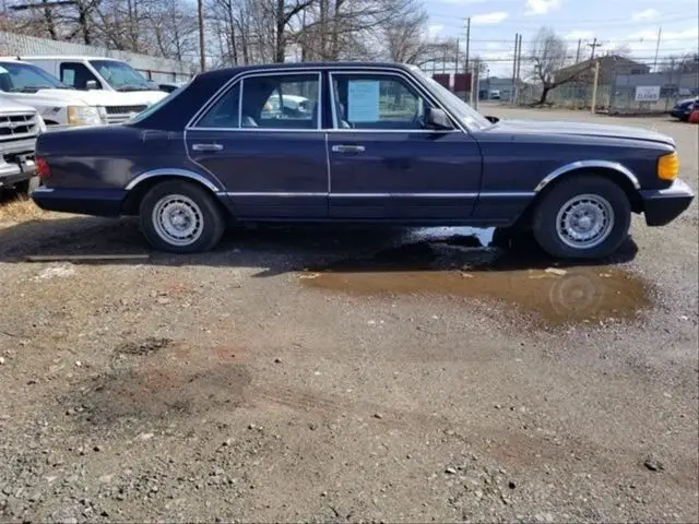 classic 1984 mercedes-benz 300 sd 3.0l l5 10v turbo diesel (223k miles)