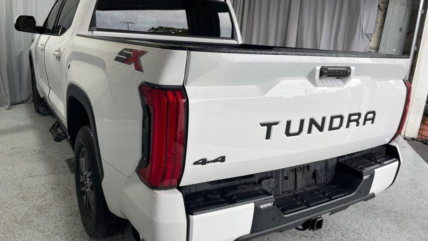 2023 toyota tundra sr5
