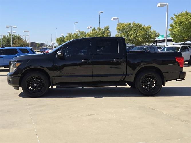 used 2019 nissan titan sv