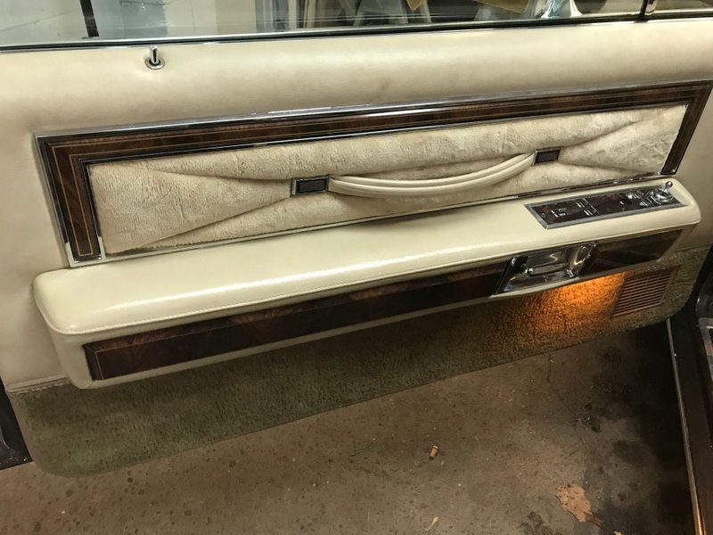 lincoln continental town coupe