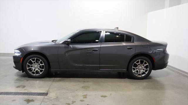 2015 dodge charger sxt