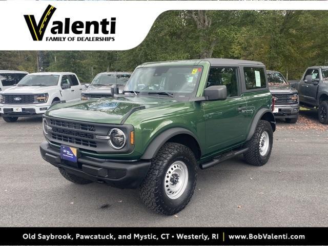 2022 ford bronco base