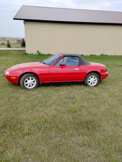 price drop!!!!! mazda mx-5 miata convertable