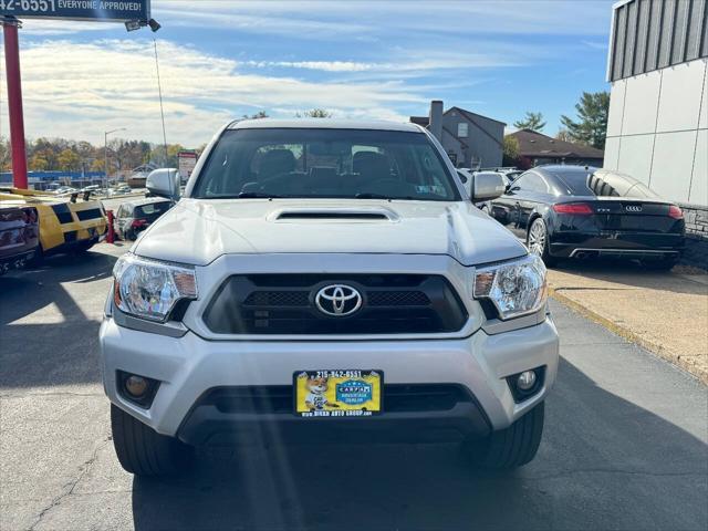 2012 toyota tacoma base