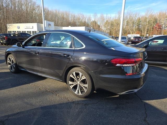 2021 volkswagen passat 2.0t se