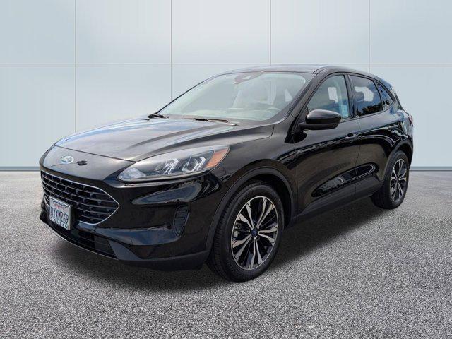 2021 ford escape se
