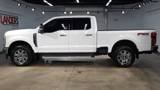 2023 ford f-250 super duty lariat