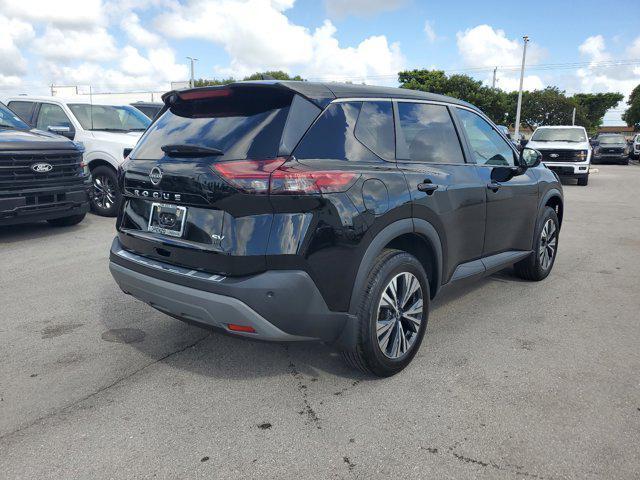 2022 nissan rogue sv