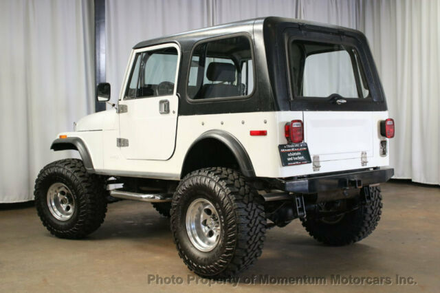 1978 cj7 in white with an ls v8 swap! low miles suv unspecified gasoline 6.0 lit