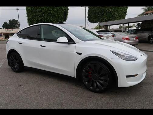 2020 tesla model y