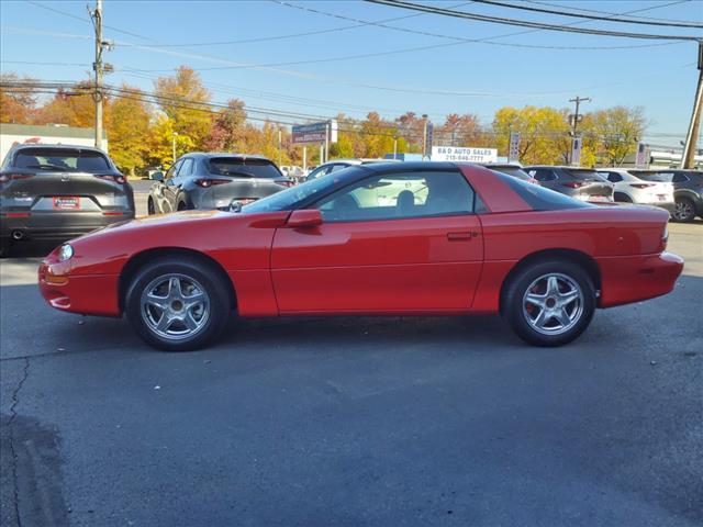 2000 chevrolet camaro base