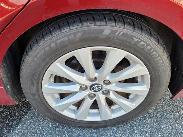 2018 toyota camry le