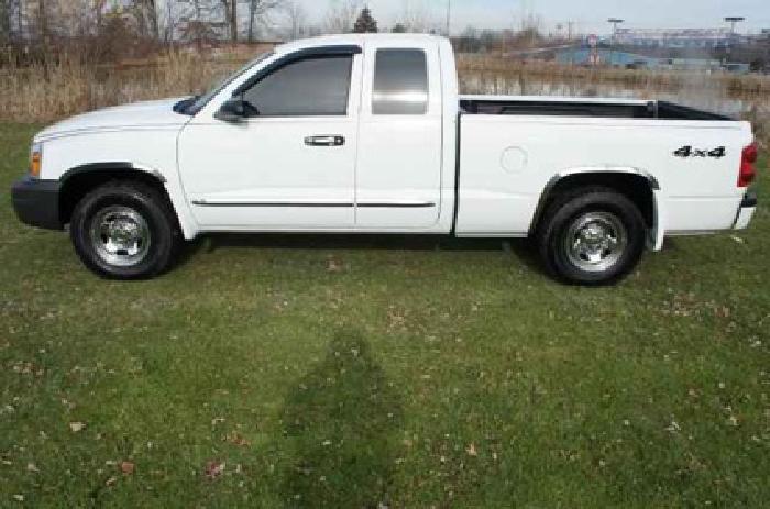 2005 dodge dakota st in new castle, pa