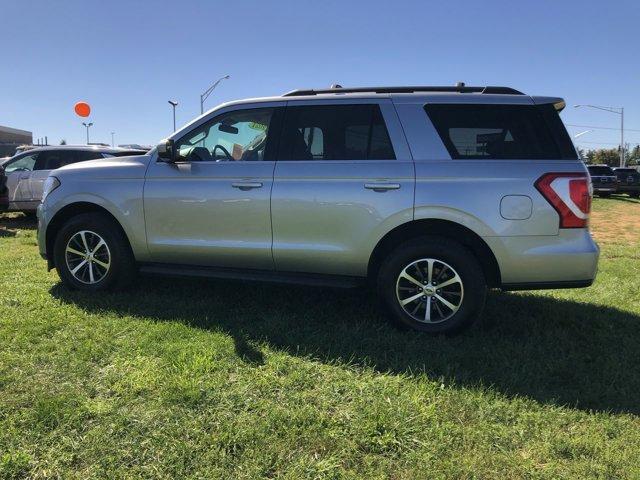 2021 ford expedition xlt