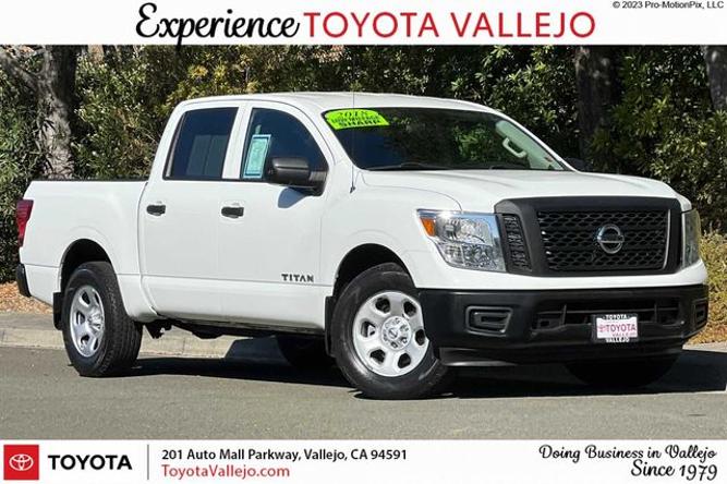 used 2018 nissan titan s 4d crew cab