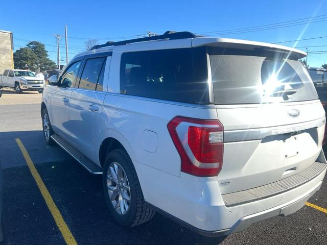 2020 ford expedition max xlt
