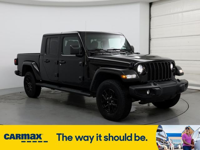 2022 jeep gladiator altitude