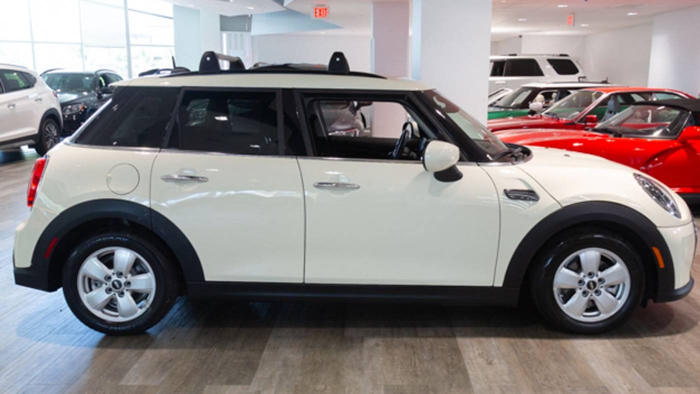 2022 mini hardtop 4 door cooper