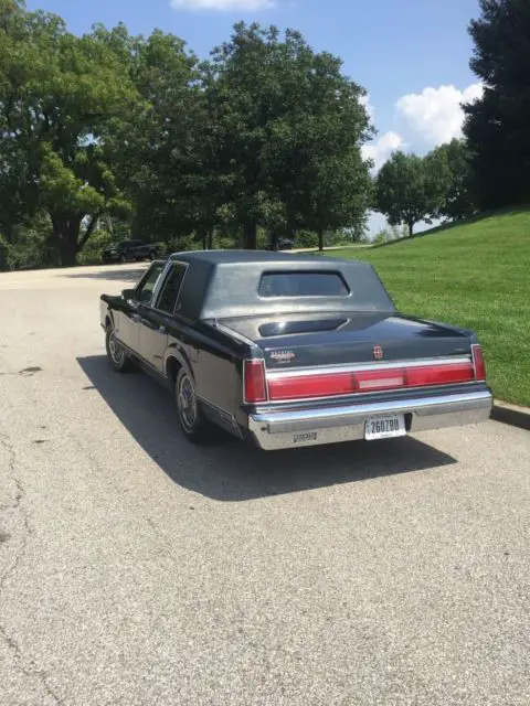 1986 lincoln town car aha limo edition