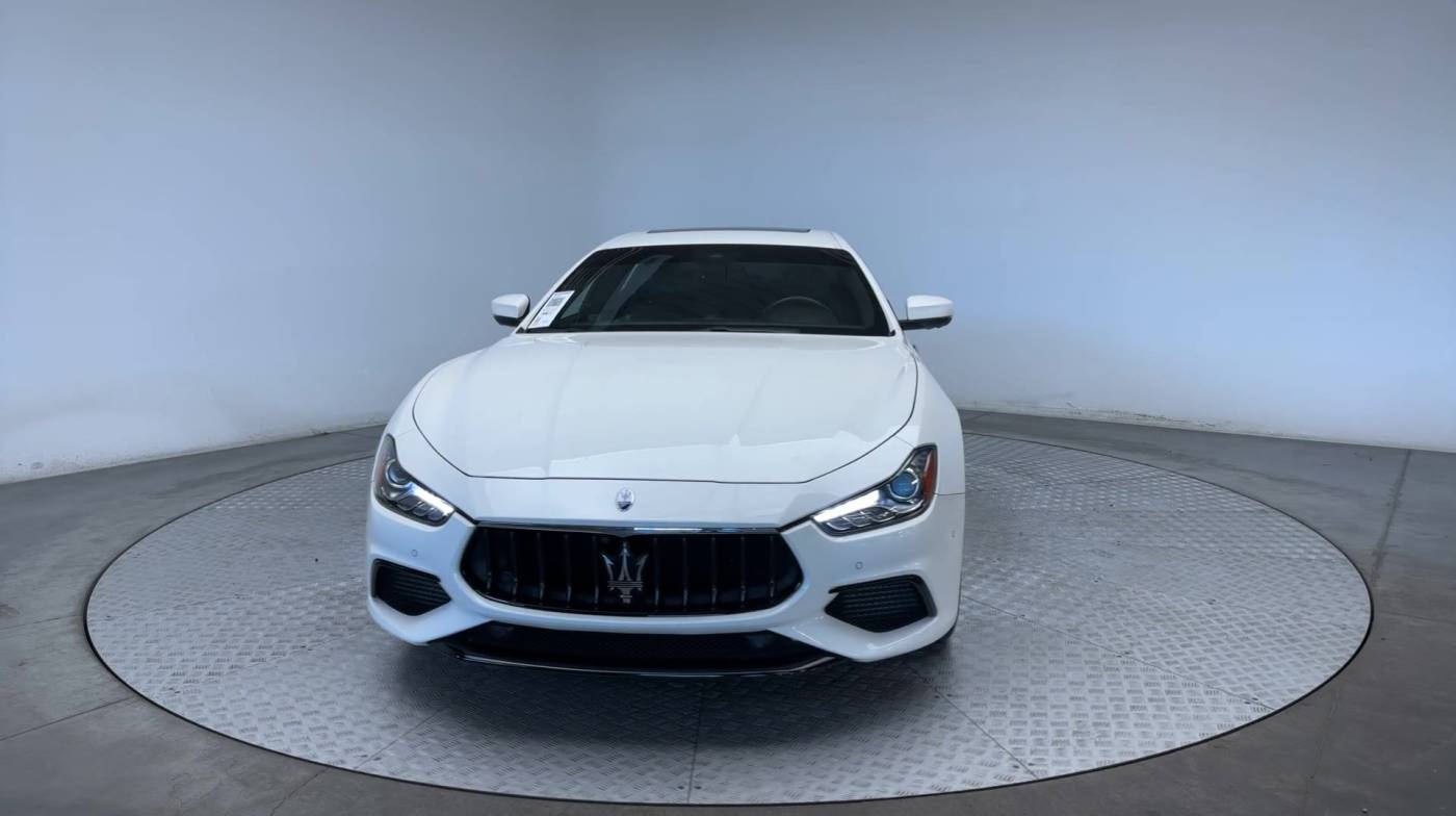 2022 maserati ghibli modena q4
