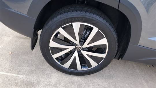 2024 Volkswagen Taos