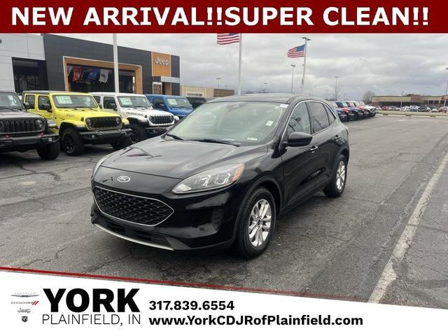 2020 ford escape se