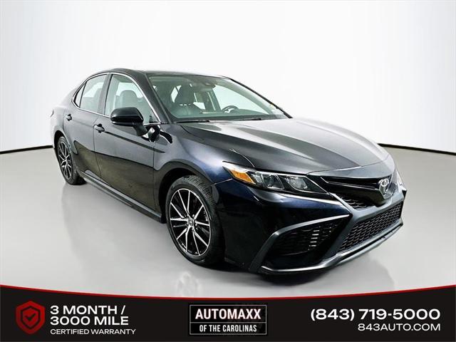 2021 toyota camry se