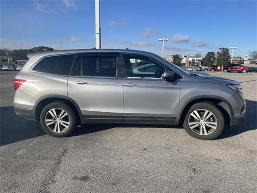2017 honda pilot in minneapolis, minnesota