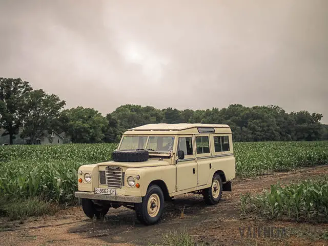 1978 land rover 109 santana