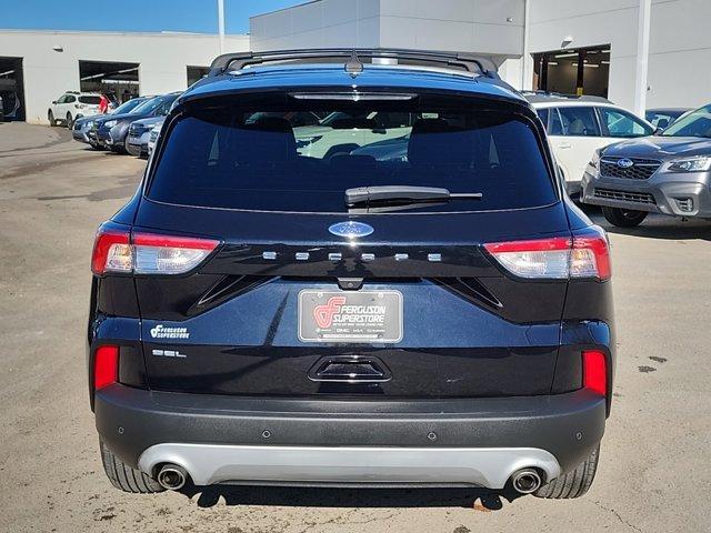 2022 ford escape sel