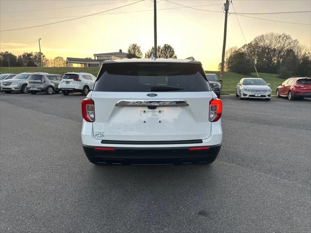 2022 ford explorer xlt