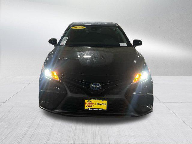 2022 toyota camry nightshade edition hybrid