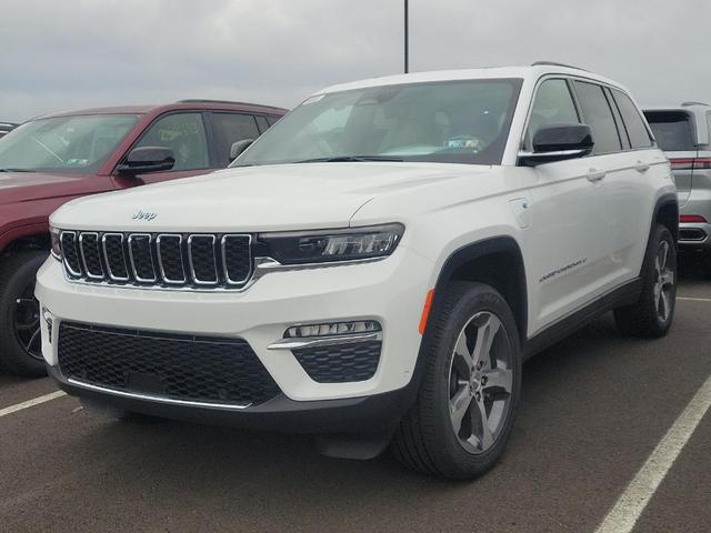 2024 jeep grand cherokee 4xe base