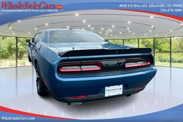 2020 dodge challenger sxt