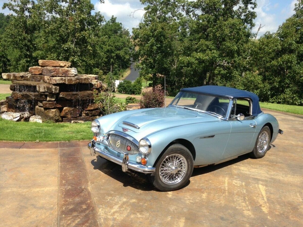 1967 austin healey 3000 mkiii bj8. healey blue wihe blue interior