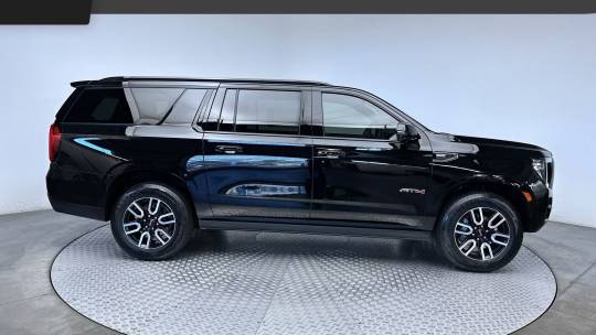 2023 GMC Yukon
