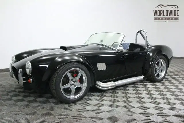1966 ford cobra factory five v8 show car!