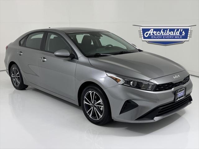 2022 kia forte lxs