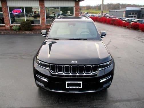 2023 jeep grand cherokee limited in cortland, new york