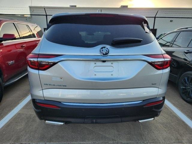 2021 buick enclave essence