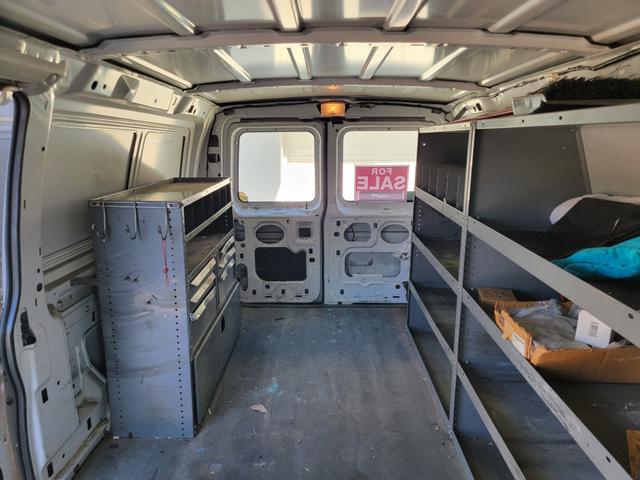 2006 ford e150 chateau