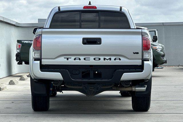2022 toyota tacoma trd sport