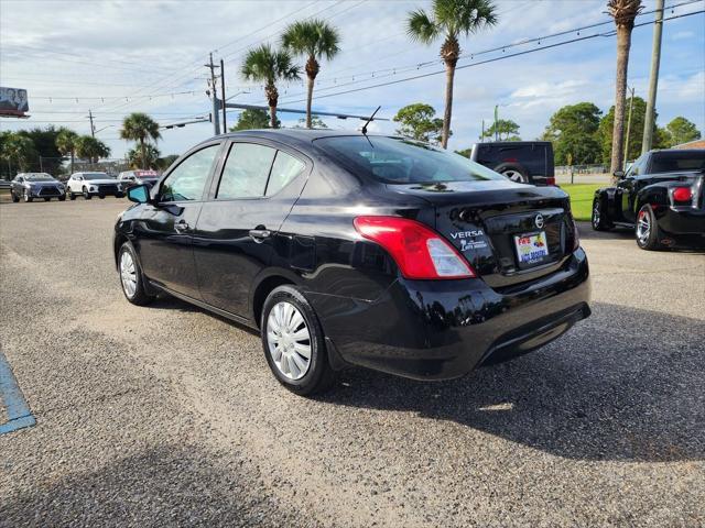 2017 nissan versa s